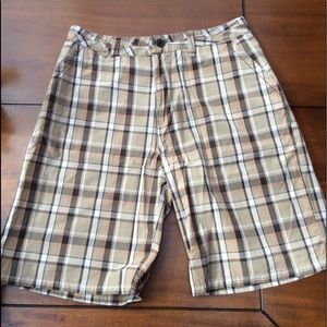 Men’s Quiksilver shorts size 34